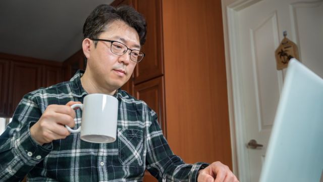 Burn out : des millions d'employés au bord de la crise en Chine