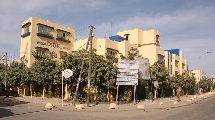 Le tribunal des référés se déclare incompétent, les parents d'élèves de l'école Dior interjettent appel 