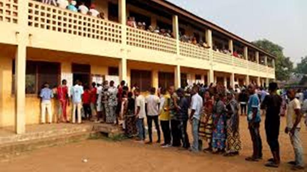 Les autorités centrafricaines et les observateurs satisfaits du déroulement des élections