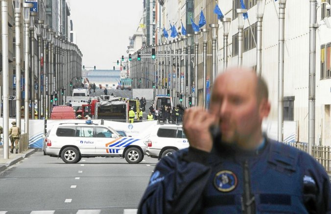 Attentats de Bruxelles: 10 inculpés dont Abdeslam renvoyés aux assises