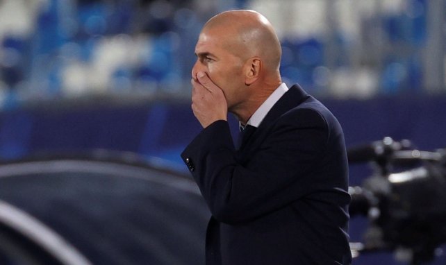 Covid-19 : Zinedine Zidane placé en isolement