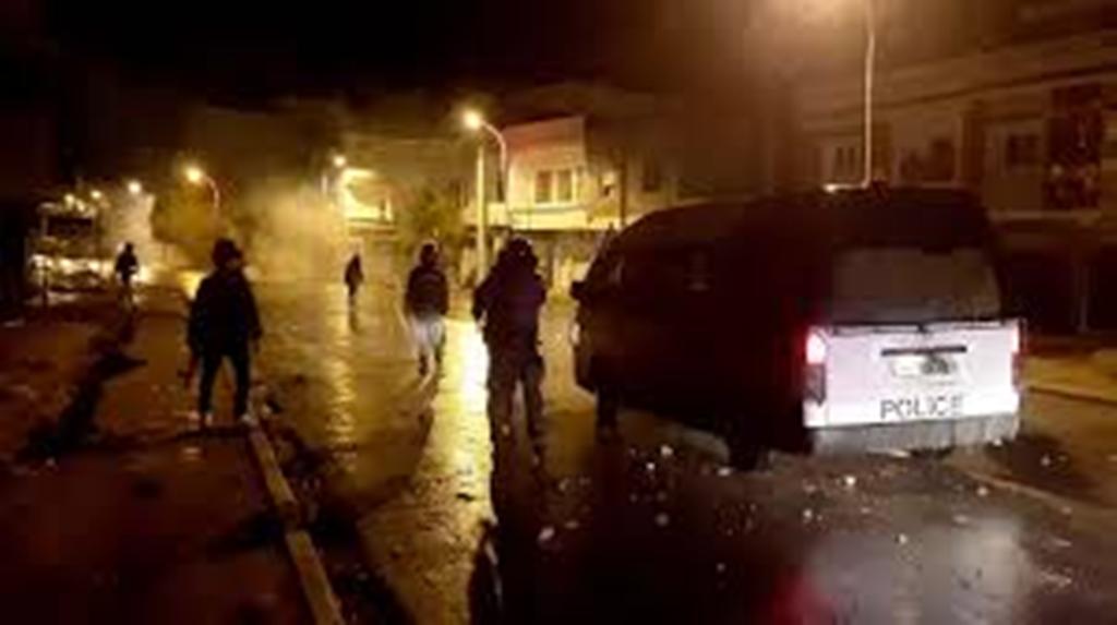 Nouvelles violences nocturnes en Tunisie
