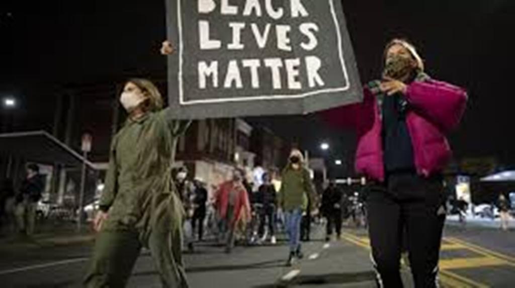 États-Unis: les progressistes et les Afro-Américains attendent Joe Biden au tournant