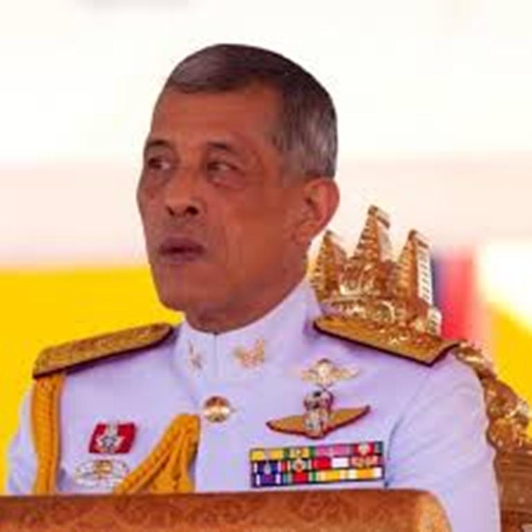 Thaïlande: peine record de 43 ans de prison pour avoir insulté la famille royale