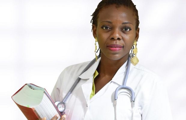 Dr Corinne Tchania déplore les réticences autour du vaccin anti covid-19 au Sénégal
