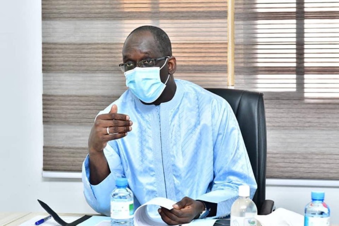 Abdoulaye Diouf Sarr valide le plan de déploiement du vaccin anti covid-19