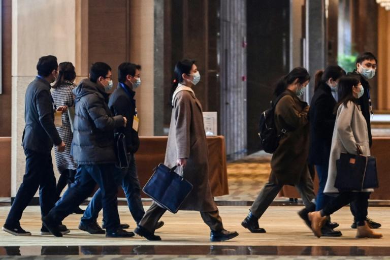 AstraZeneca autorisé par l'UE, qui fait marche arrière face à Londres