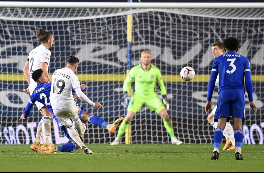 Premier League: Leeds surprend Leicester