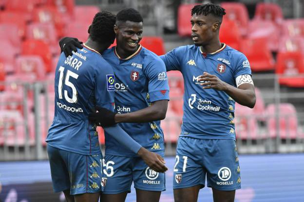 Ligue 1: le FC Metz renverse Angers grâce à ses jeunes sénégalais