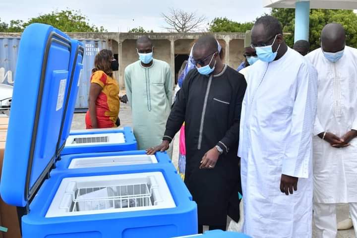 Vaccin contre le covid: le Sénégal réceptionne 1.117 réfrigérateurs 