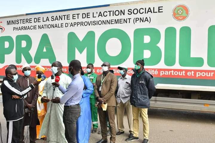 Vaccination contre la covid-19 : «Les premières doses en route vers l'intérieur du pays» (Diouf Sarr)