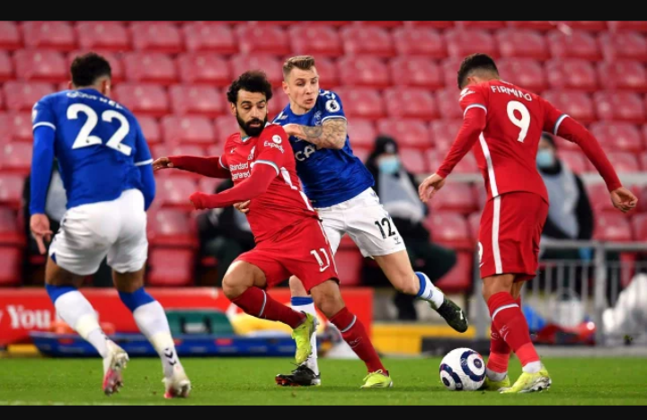 Gary Neville compare les joueurs de Liverpool à des zombies