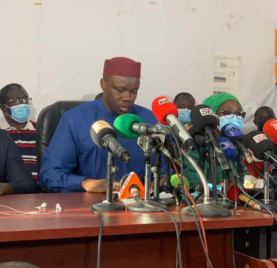 Ousmane Sonko parle d'un incident entre sa garde rapprochée des espions à côté de son domicile