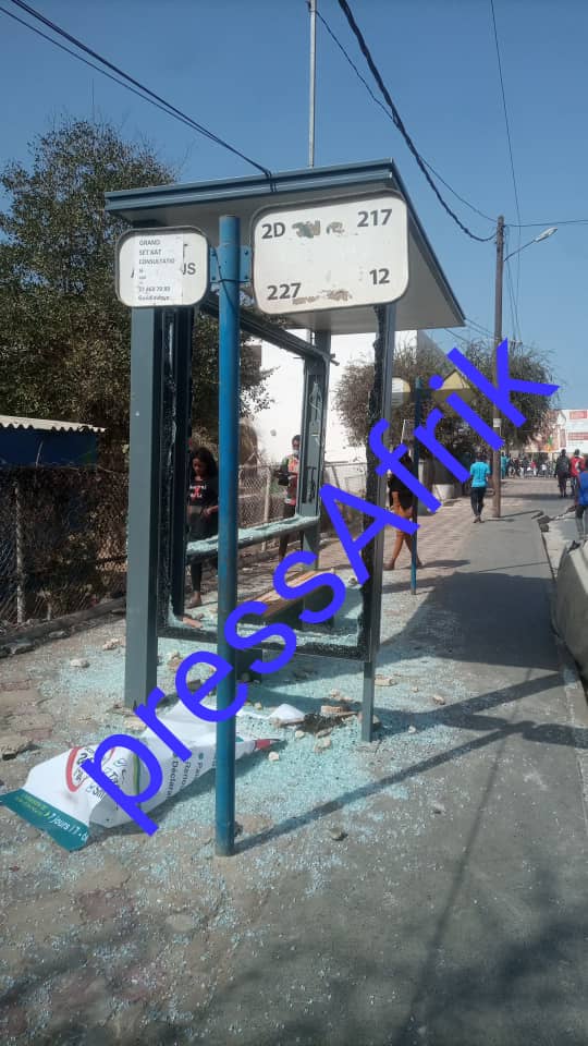 Manifestations contre l'arrestation de Sonko à Pikine & Guédiawaye : la scène de la guérilla en image 