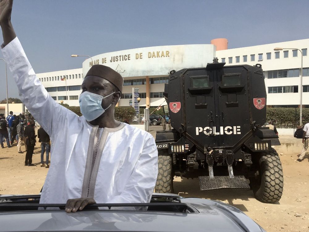 Mandat d’amener contre Ousmane Sonko : Le leader de Pastef au Tribunal de gré ou de force