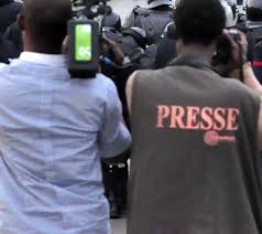 Emeutes dans l'affaire Sonko: Pourquoi la Presse est ciblée, journalistes assumez-vous!  (Par Aly Saleh)