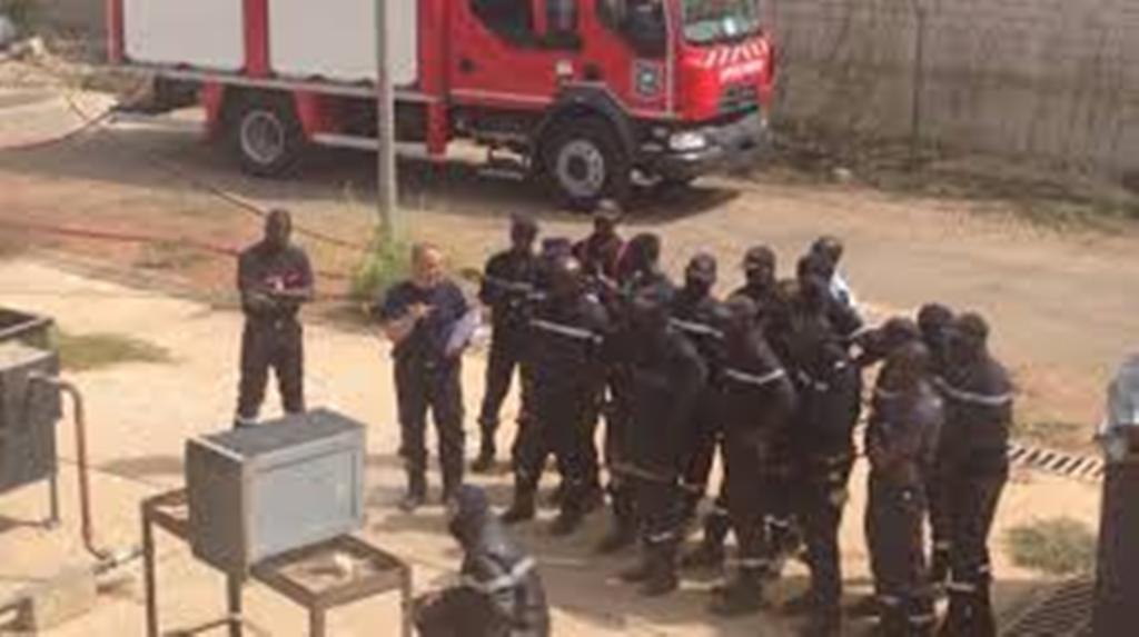 ​Incendie déclaré dans les alentours du Palais de Popenguine : les précisions du Lieutenant Ibra Houdiamar