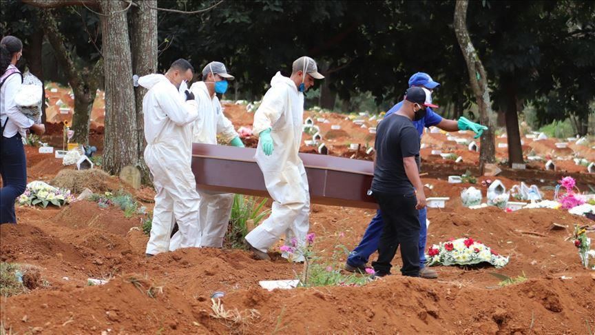 Covid-19: le Brésil enregistre 1 972 décès sur une journée, un record