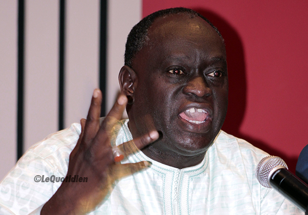 Saccage de son domicile : Me El hadji Diouf annonce une plainte contre Ousmane Sonko