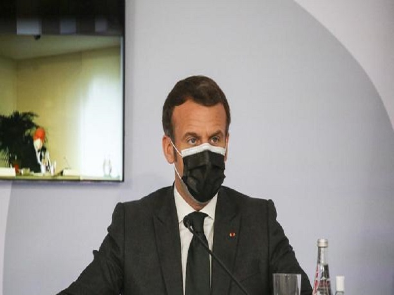 EN DIRECT - La France suspend également la vaccination avec AstraZeneca, annonce Emmanuel Macron