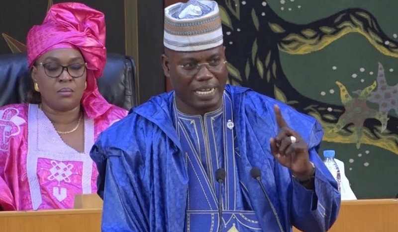 Un pacte pour amnistier le Président Macky Sall et sa famille en 2024 en préparation: Sonko serait partant