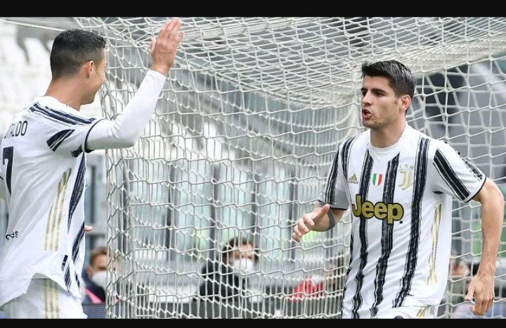 Serie A : la Juventus s'accroche au podium, Naples suit, la Lazio à l'arrachée