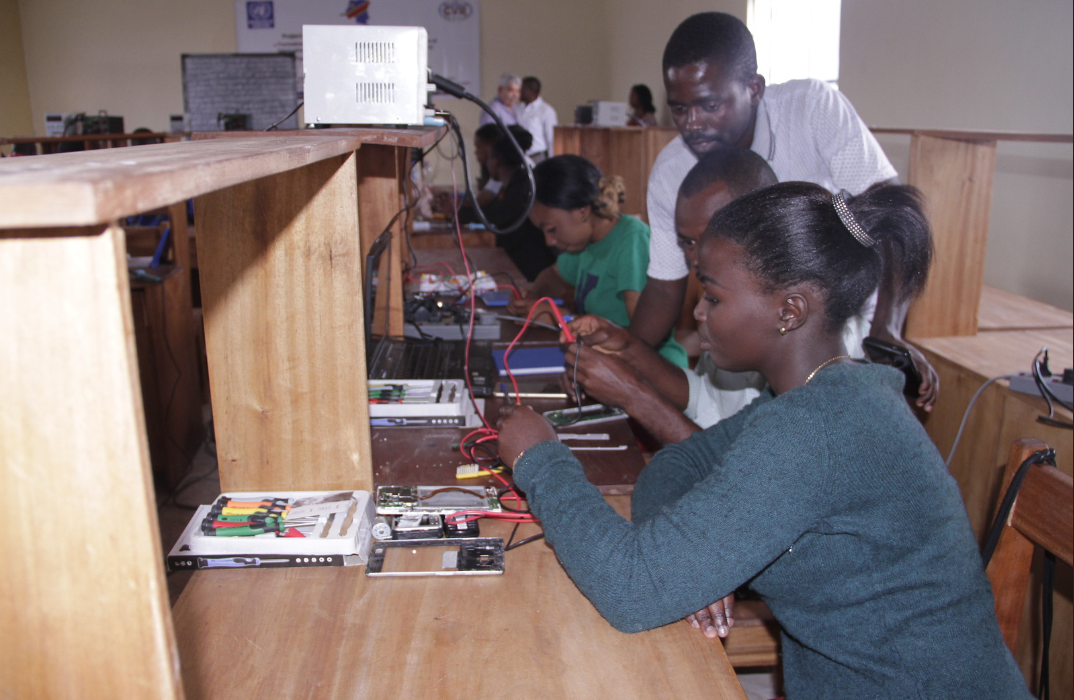 Sénégal: le gouvernement américain appuie la formation professionnelle 2500 jeunes