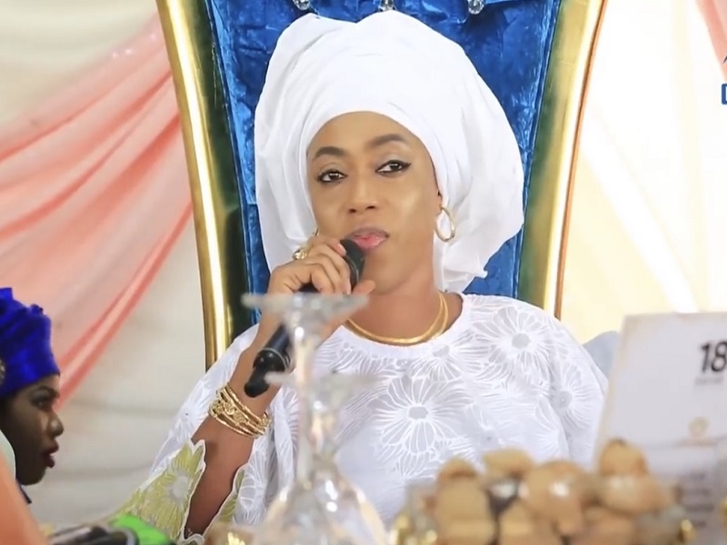 Rencontre entre feu Cheikh Béthio et Serigne Saliou Mbacké: Découvrez comment Sokhna Aïda a célébré le 17 avril