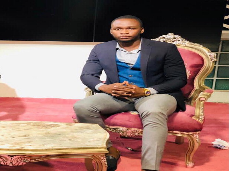 Mort du président tchadien: un ouf de soulagement des étudiants à Dakar, avorté par la prise de fonction de Déby-Fils