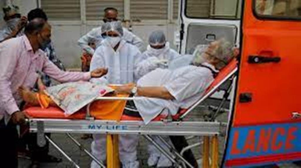 Covid-19 : les premières cargaisons d’aide médicale arrivent en Inde