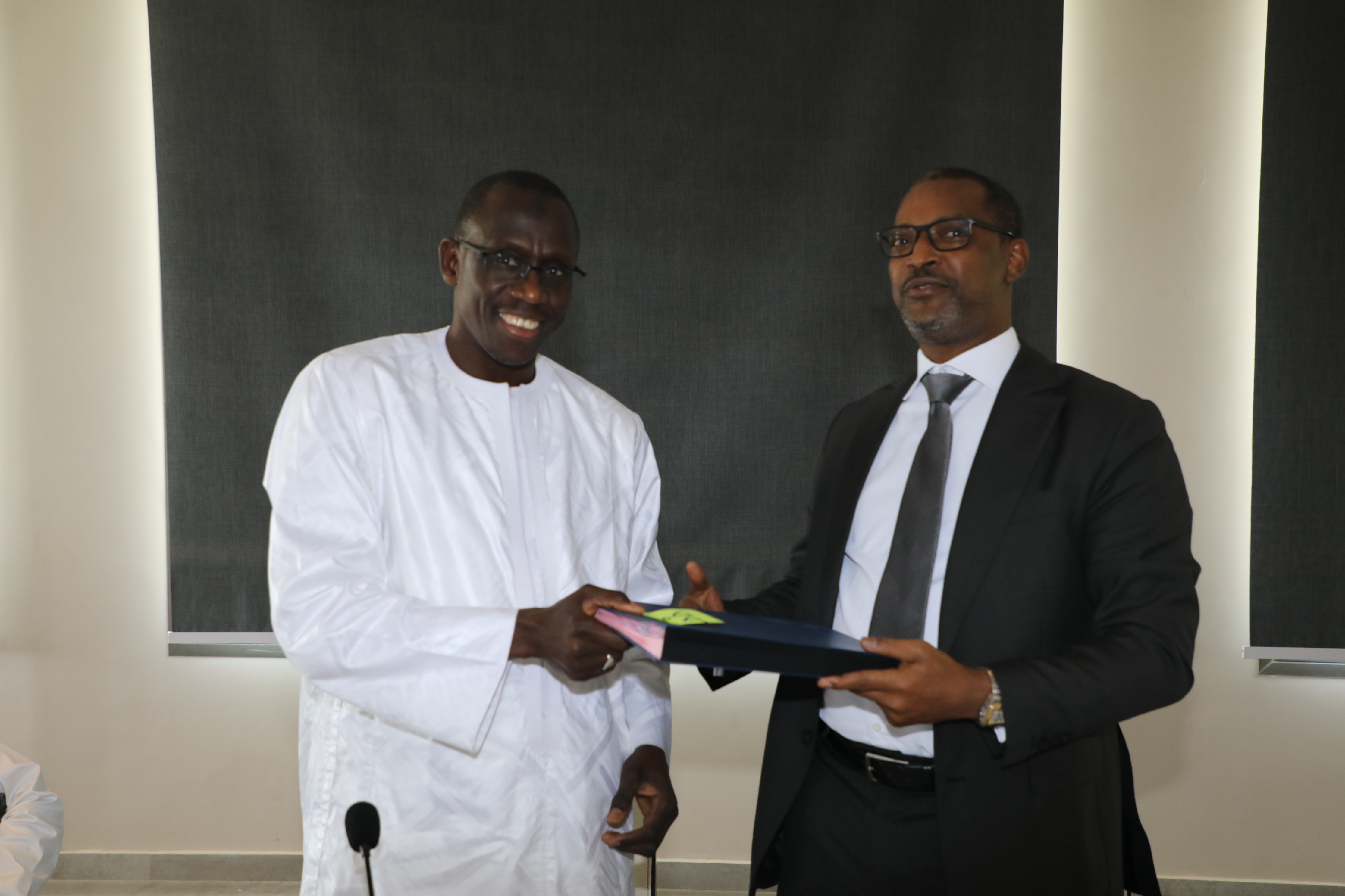 Impôts et domaines : Signature des contrats annuels d’objectifs entre le directeur général et les directeurs de la DGID