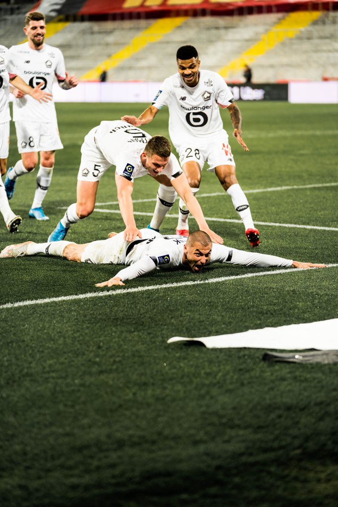 Avec un nouveau doublé de Yilmaz, Lille bat Lens et conforte sa première place