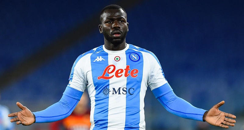 Naples: Barcelone, Manchester United et Manchester City lorgnent Kalidou Koulibaly