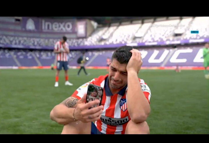 Les larmes de Luis Suarez après le titre de l'Atlético