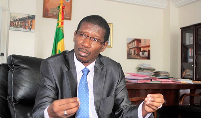 Saint-Louis : Mary Teuw Niane tire sur le maire Mansour Faye