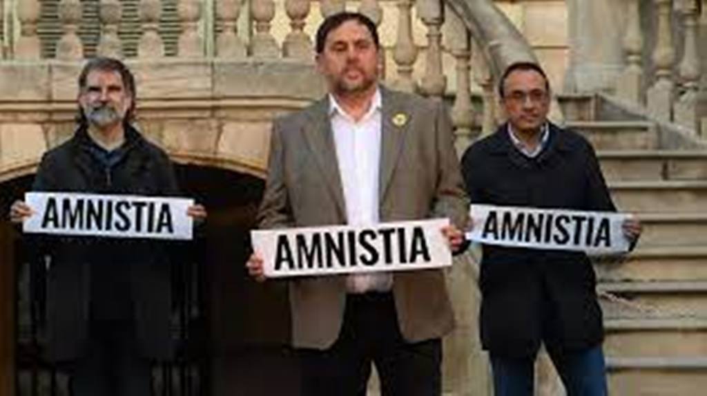 Espagne: la droite vent debout contre la grâce pour les séparatistes catalans