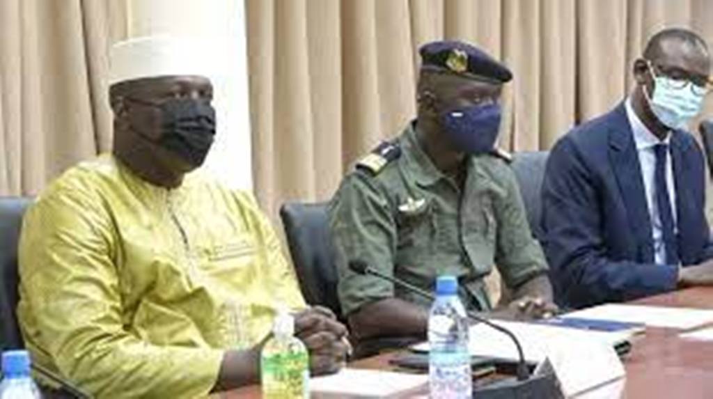 Mali le nouveau gouvernement se réunit à l'occasion du premier