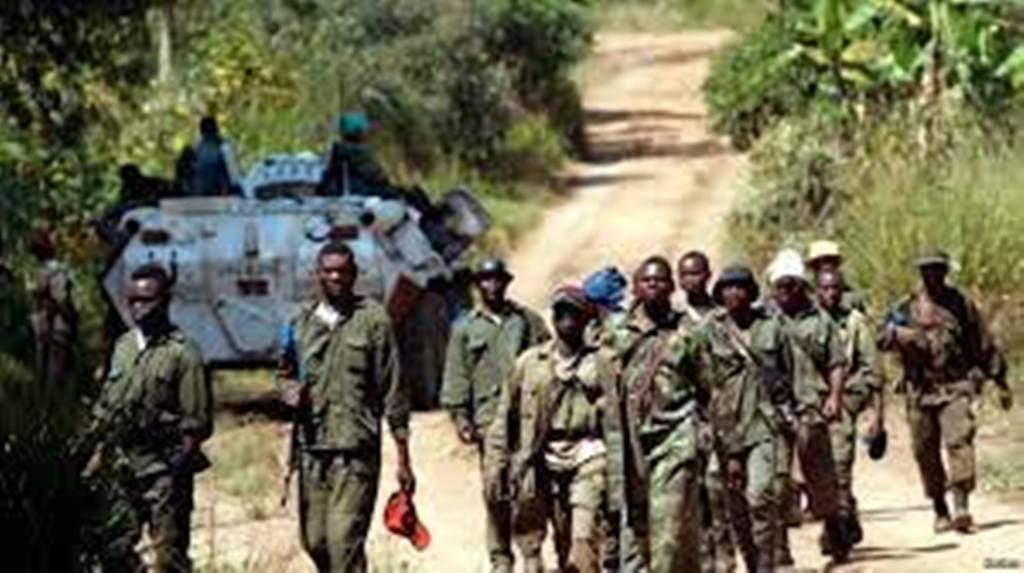 RDC: Tshisekedi pointe des «magouilles» dans l'armée pour expliquer l'insécurité dans l'est