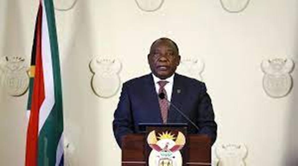 L'Afrique du Sud: Ramaphosa tente de rassurer malgré la faiblesse de la campagne vaccinale