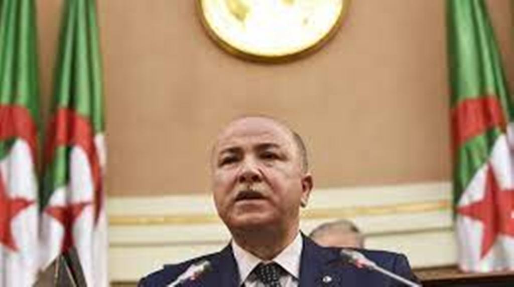 Algérie: les consultations se poursuivent pour former un nouveau gouvernement