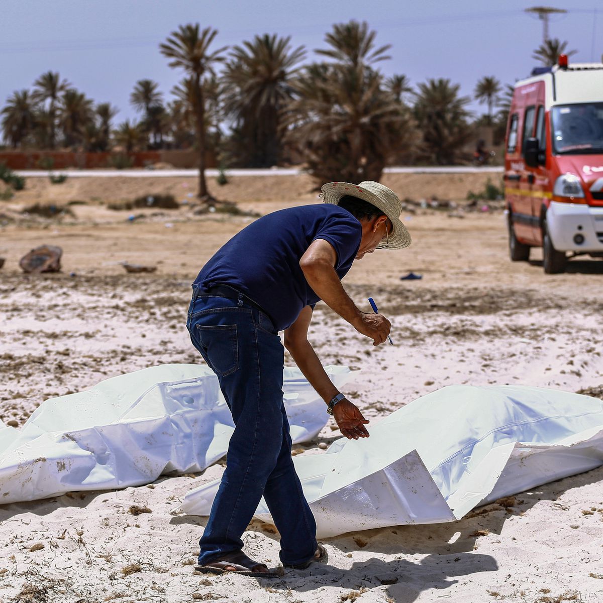 Tunisie: les autorités annoncent avoir repêché 21 cadavres de migrants au large de Sfax