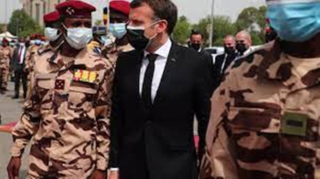 Tchad : les sujets évoqués lors de la rencontre Macron-Déby à Paris