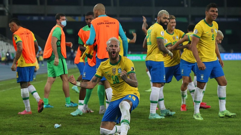 Copa America : le Brésil de Neymar donne rendez-vous à Messi en finale