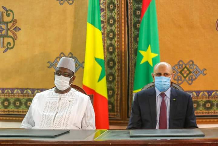 En Mauritanie, Macky signe sept (7) accords portant sur la justice, pêche et transport