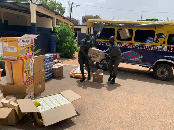 La brigade de la Zone franche industrielle de Dakar saisit des faux médicaments d'une valeur de 46 millions FCFA (Photos)