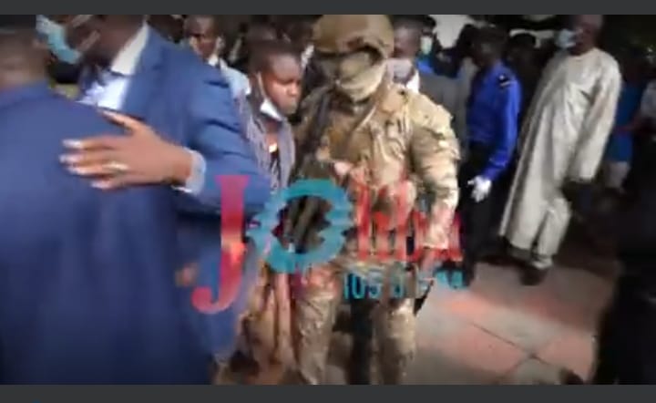 Tentative d’assassinat de Assimi Goïta: Deux présumés agresseurs ont été arrêtés