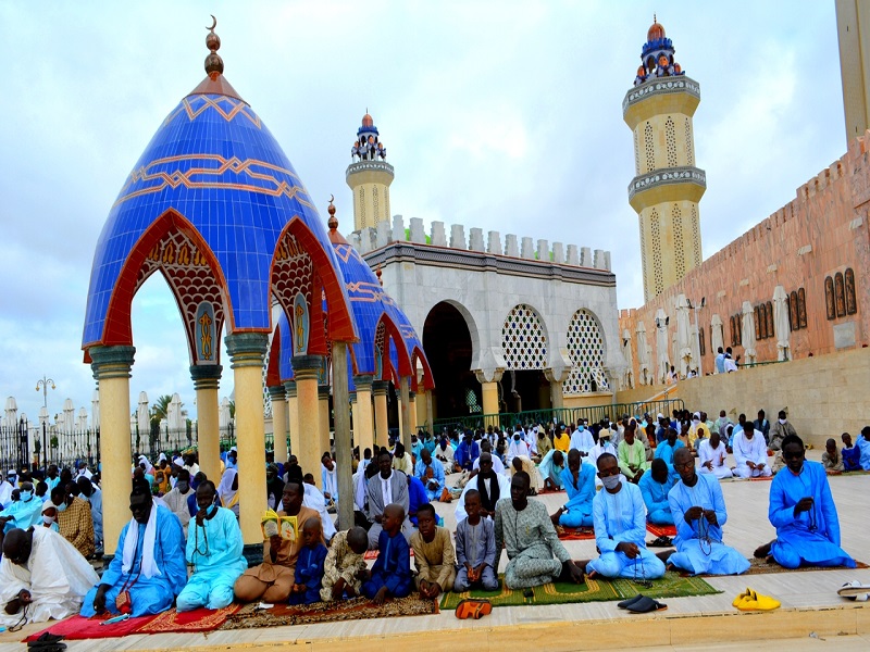 Touba : le port du masque désormais obligatoire dans la Grande Mosquée 