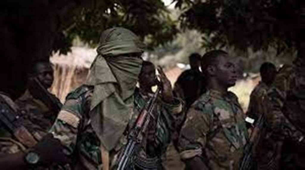 Combats dans l'est de la Centrafrique : un soldat mort et plusieurs civils tués