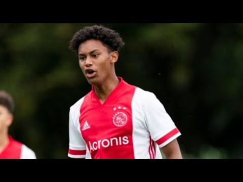 Un jeune de l'Ajax Amsterdam tué dans un accident de voiture