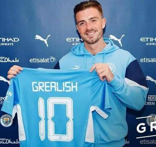 Jack Grealish signe à Manchester City
